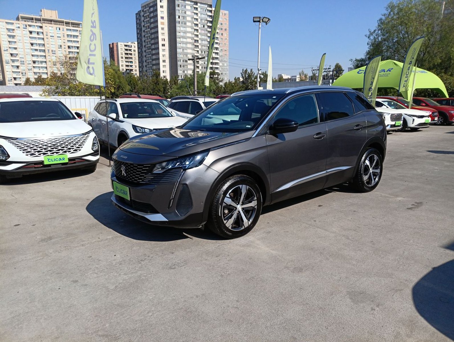 Peugeot 3008 1.5 Allure Pack Bluehdi 130 4x2 Eat8 5p 2024 - Foto 3 de 8