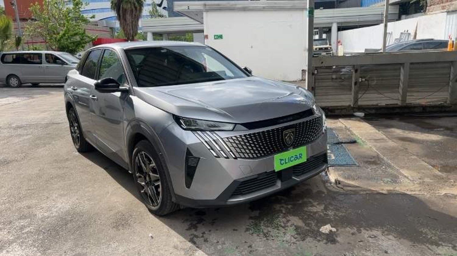 Peugeot 5008 Mhev 1.2 Allure Mhev 4x2 13… 2025