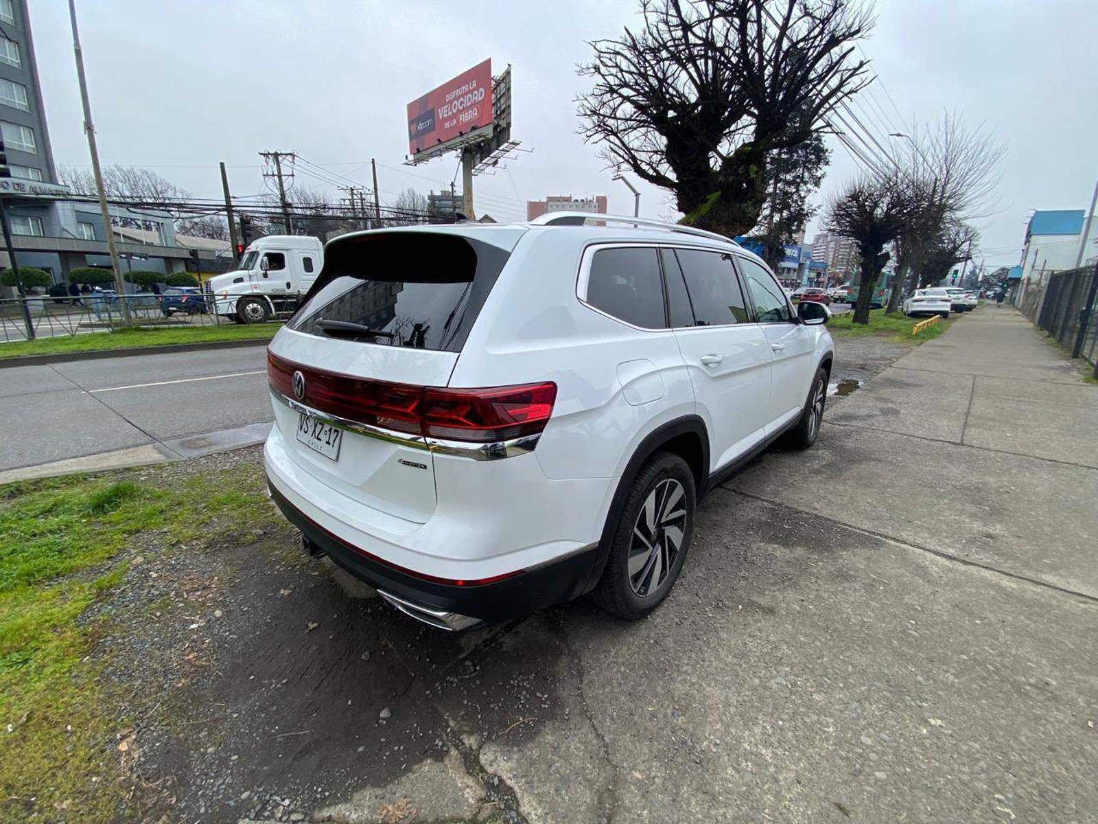 Volkswagen Atlas 2.0 Tsi Limited 4motion 4x4 At 5p 2026 - Foto 4 de 5