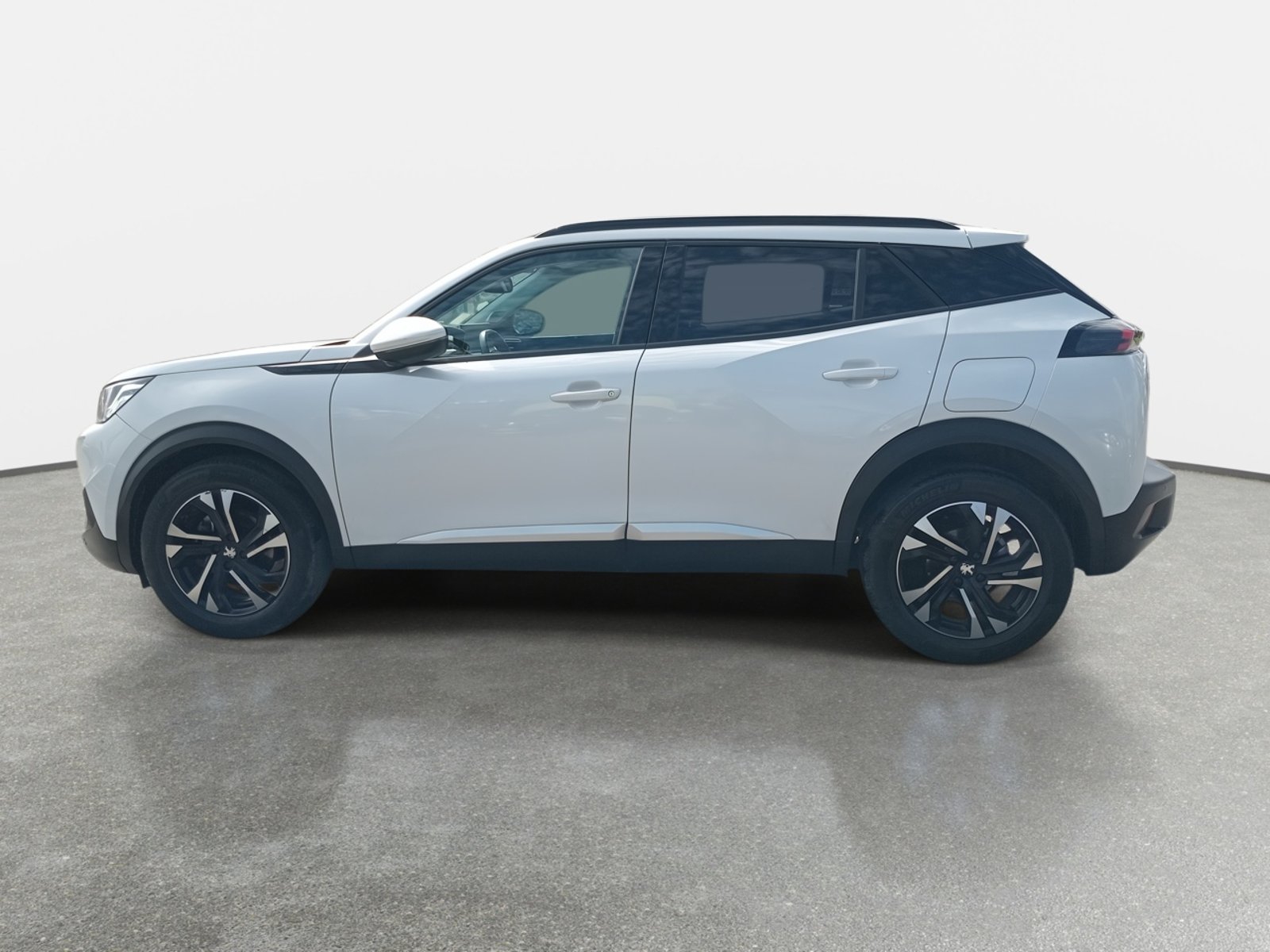 Peugeot 2008 1.2 Allure Puretech 4x2 130 At 5p 2021 - Foto 4 de 8