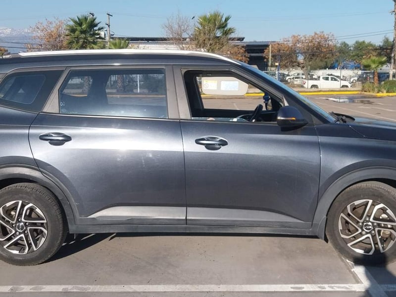 Kia Carens 1.4l Ex Turbo-gdi Full 4x2 7dct At 5p 2022 - Imagen 3 de 5