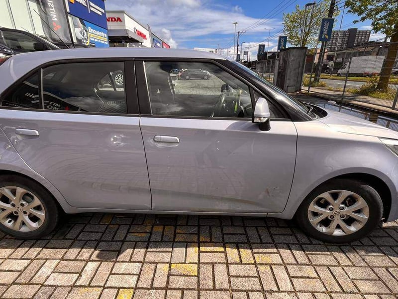 MG Mg 3 1.5 Std 4x2 Hb Mt 5p 2021 - Imagen 3 de 5