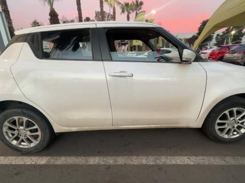 Suzuki Swift 1.2 Gl Sport 4x2 Hb Mt 5p 2021 - Imagen 3 de 5