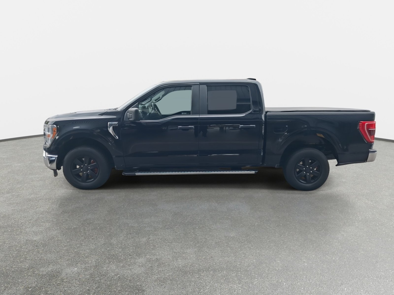 Ford F-150 3.3 Xlt Cc Dob. Cab. 4x2 At 4p 2022 - Foto 4 de 8