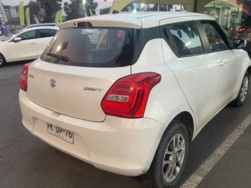 Suzuki Swift 1.2 Gl Sport 4x2 Hb Mt 5p 2021 - Imagen 4 de 5
