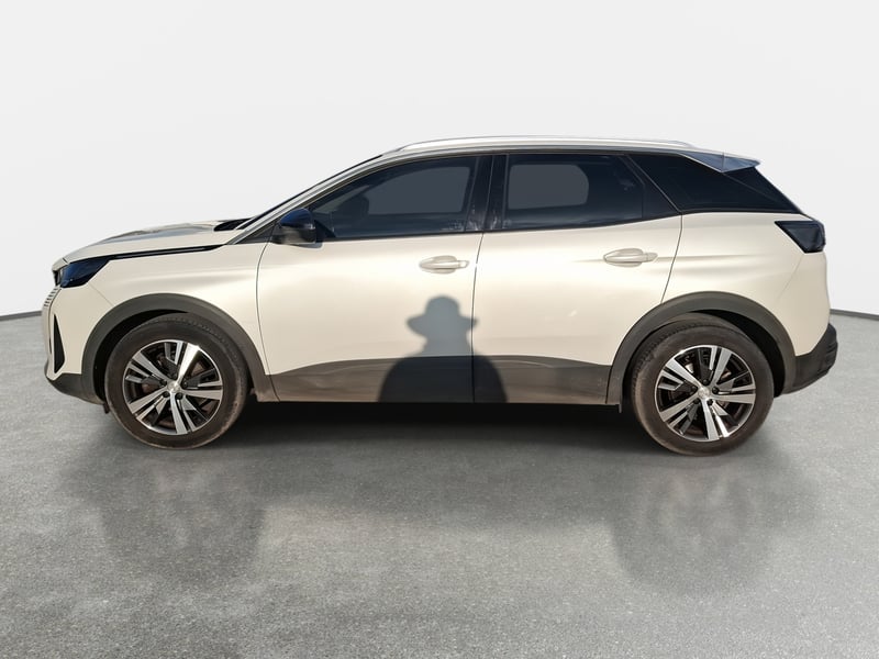Peugeot 3008 1.2 Active Pack Puretech 4x2 130 Mt6 5p 2022 - Imagen 4 de 8