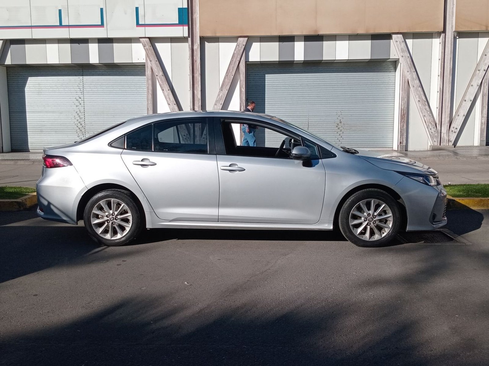 Toyota Corolla 2.0 Xei 4x2 Cvt At 4p 2021 - Imagen 8 de 8