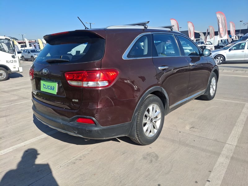 Kia Sorento 2.2 Ex Diesel 4x2 At 5p 2016 - Imagen 7 de 8