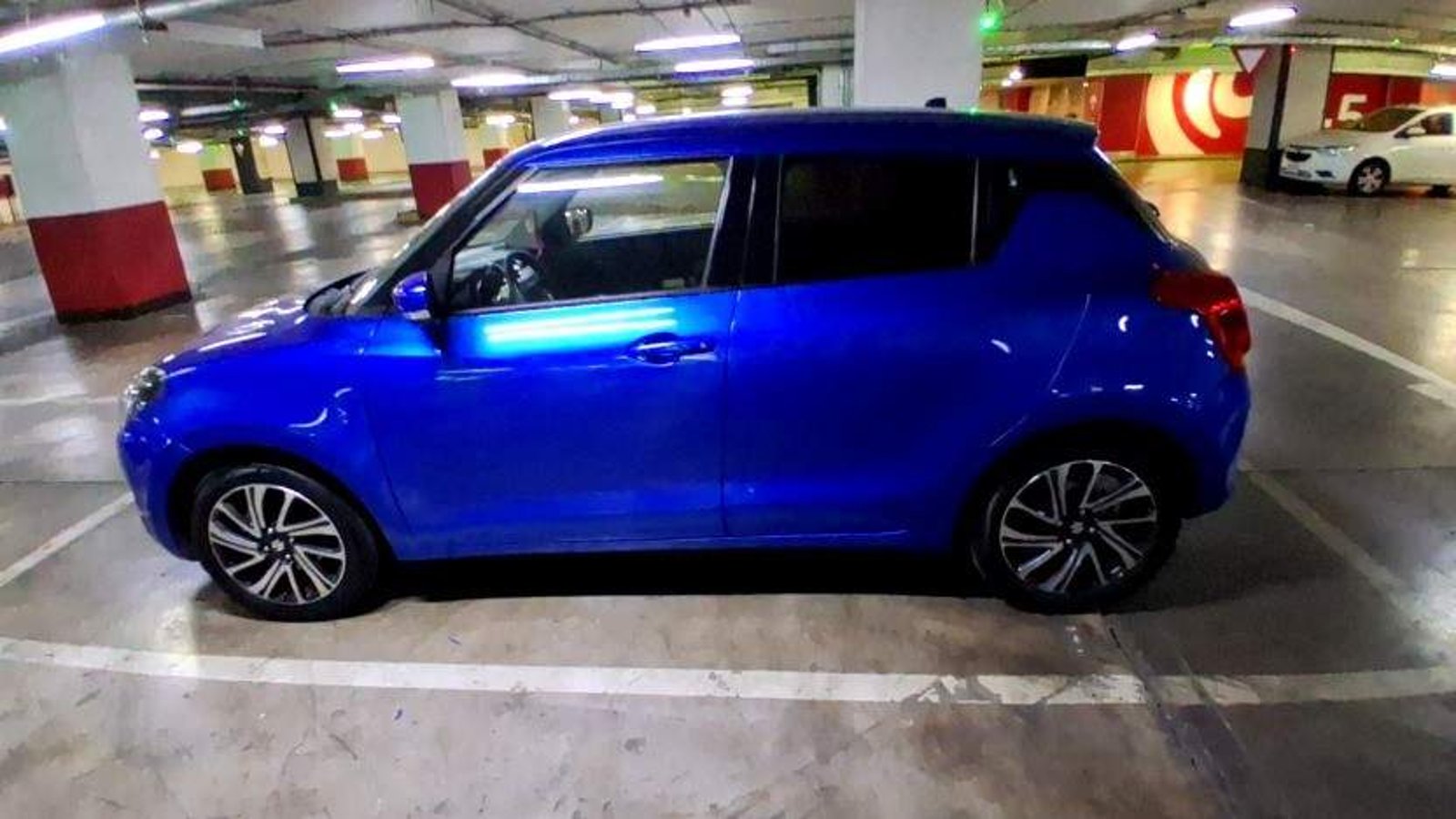 Suzuki Swift 1.2 Gl Sport 4x2 Hb Amt At 5p 2023 - Imagen 8 de 8