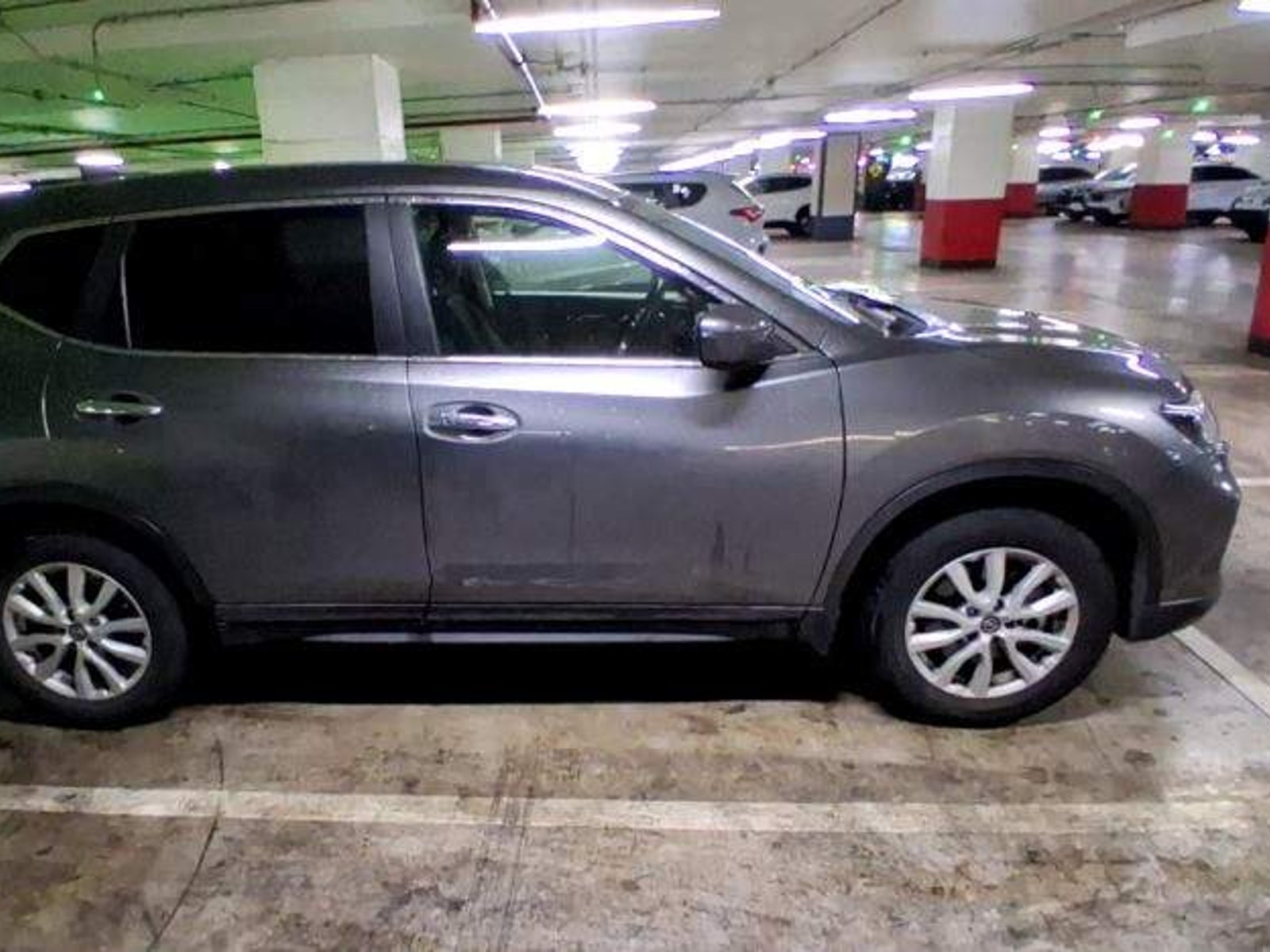 Nissan X-trail 2.5 Sense Mc 4x2 Cvt At 5p 2022 - Foto 3 de 5