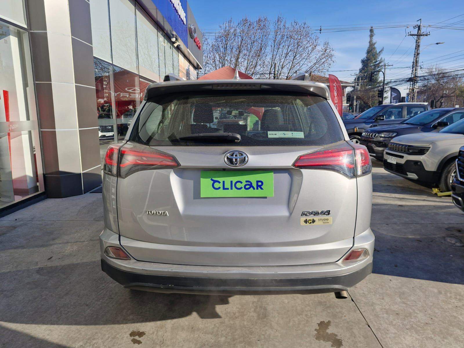Toyota Rav 4 2.0 Adventure 4x2 Lujo Cvt At 5p 2019 - Foto 5 de 8
