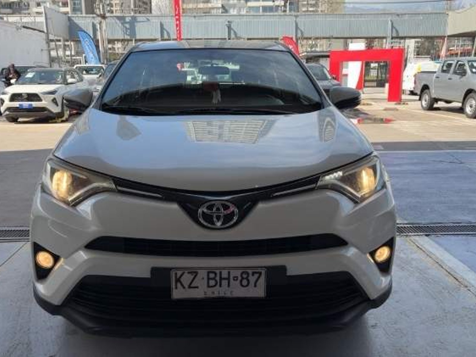 Toyota Rav 4 2.0 Adventure 4x2 Lujo Cvt At 5p 2019 - Foto 2 de 5