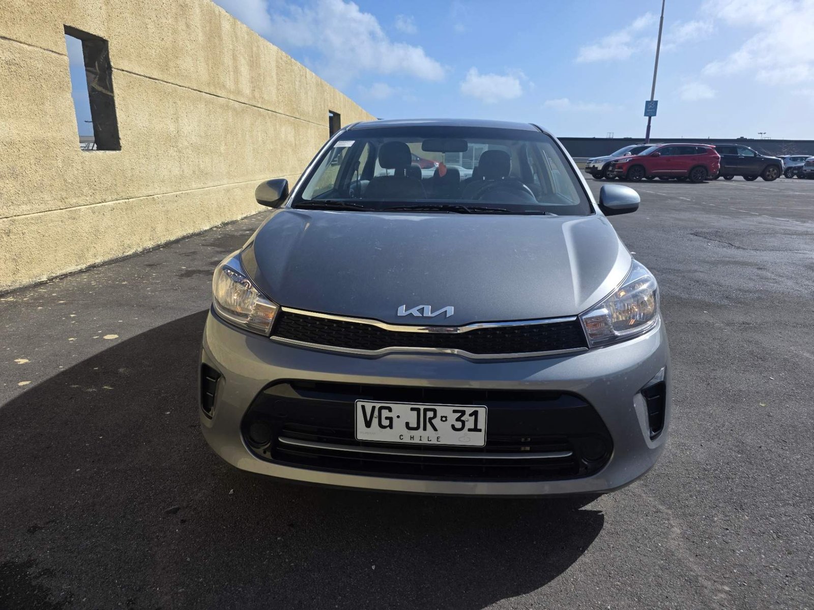 Kia Soluto 1.4 Lx 4x2 E6 Mt 4p 2025 - Foto 2 de 5