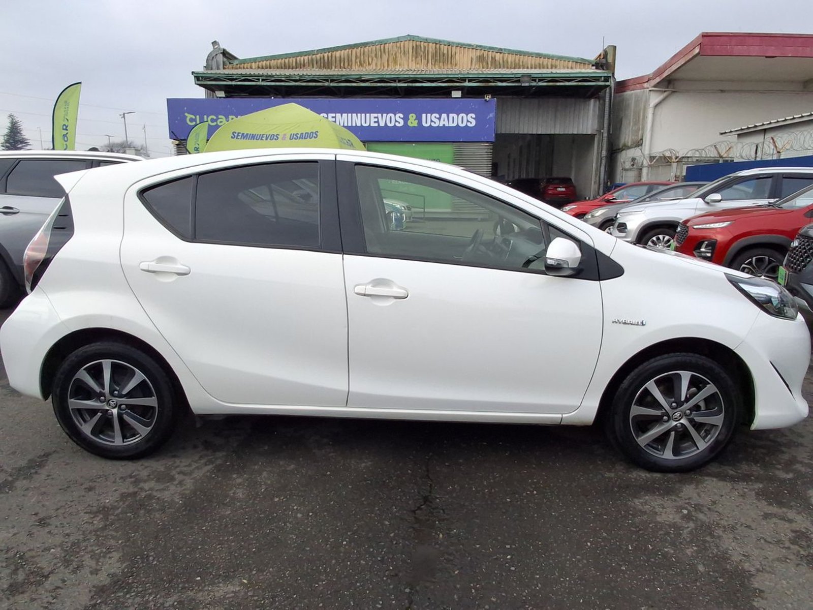 Toyota Prius 1.5 C Hib 4x2 Hb At 5p 2021 - Imagen 8 de 8