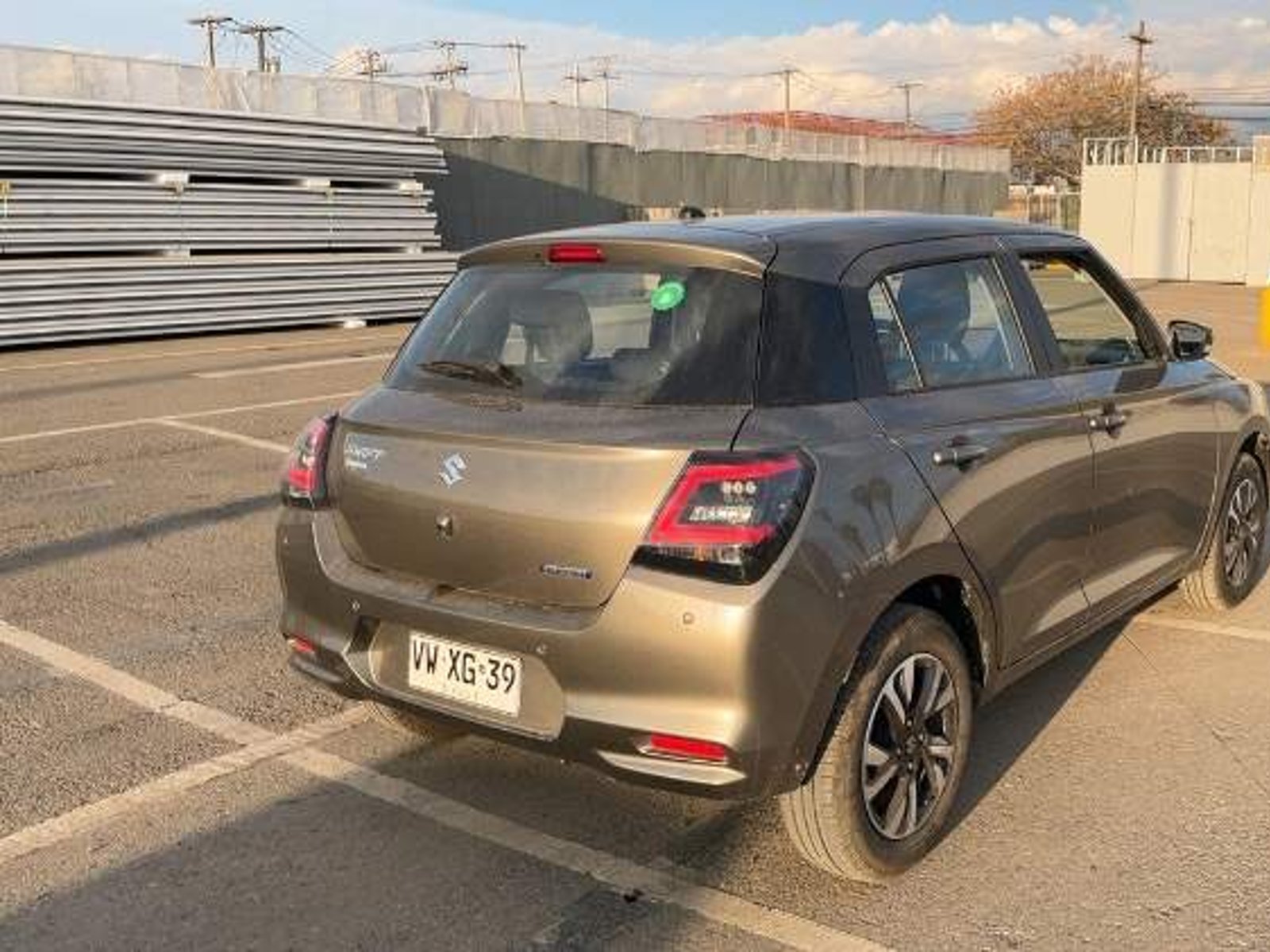 Suzuki Swift 1.2 Glx Hybrid 4x2 Hb Mt 5p 2026 - Foto 4 de 5