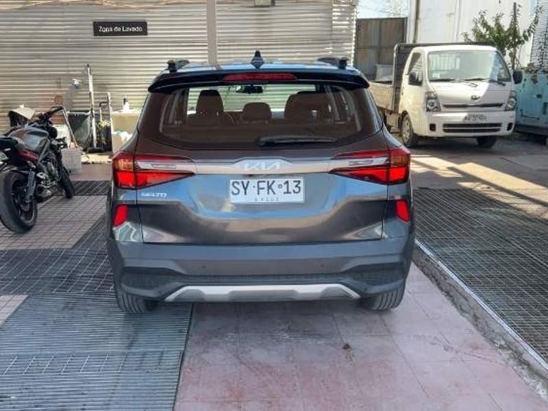 Kia Seltos 1.6 Ex 4x2 Ri 6at 5p 2023 - Imagen 5 de 5