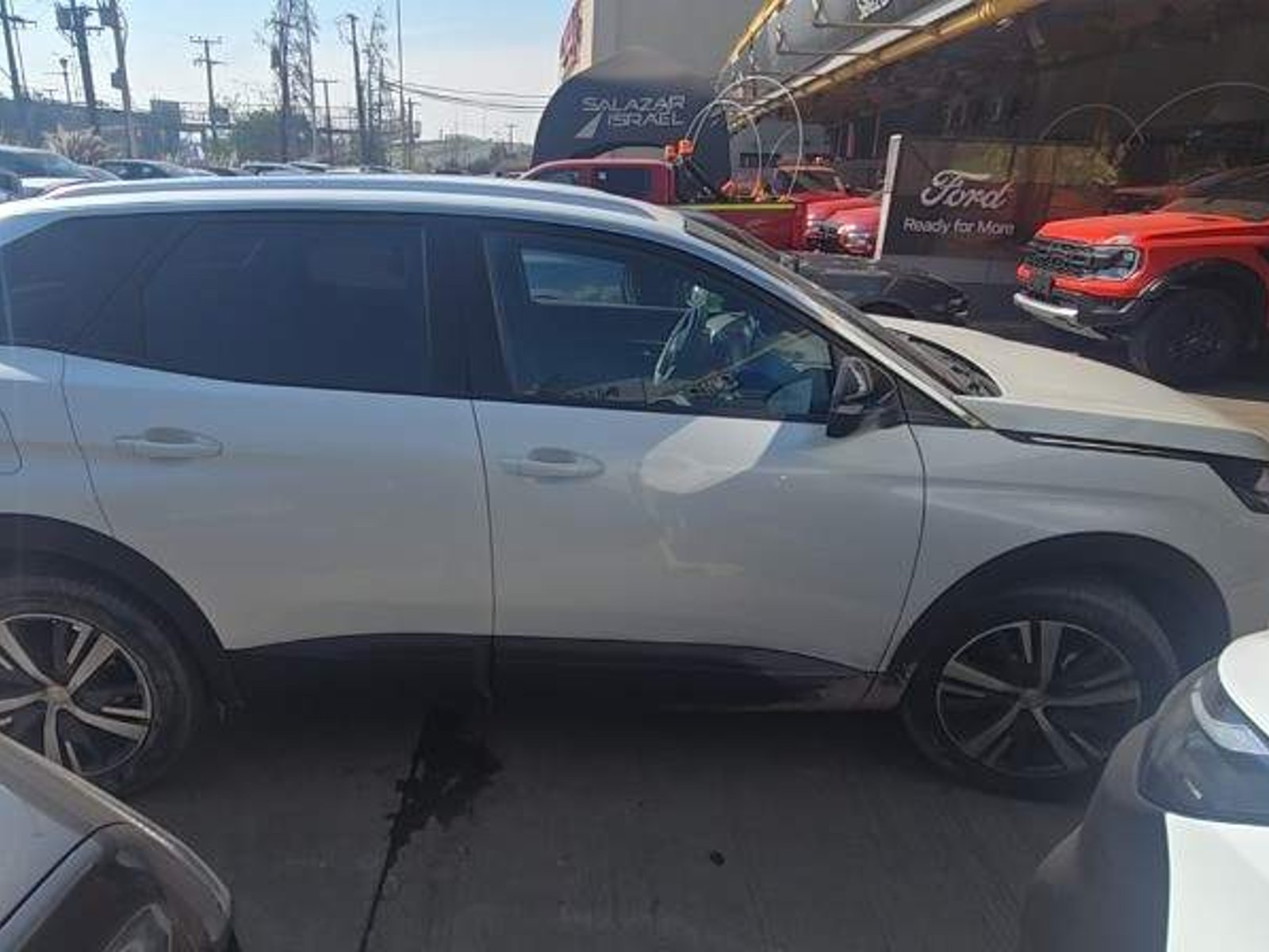 Peugeot 3008 1.2 Active Pack Puretech 130 4x2 Mt6 5p 2024 - Foto 2 de 4