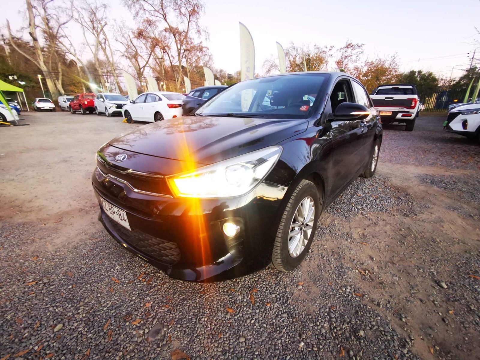 Kia Rio 5 1.4 Ex Full 4x2 Hb 6mt 5p 2019 - Imagen 6 de 8