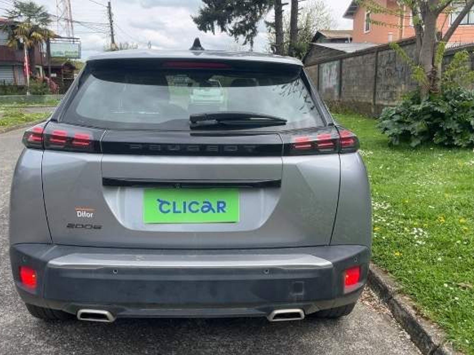Peugeot 2008 1.2 Active Pack Puretech 130hp 4x2 Mt 5p 2024 - Foto 5 de 5