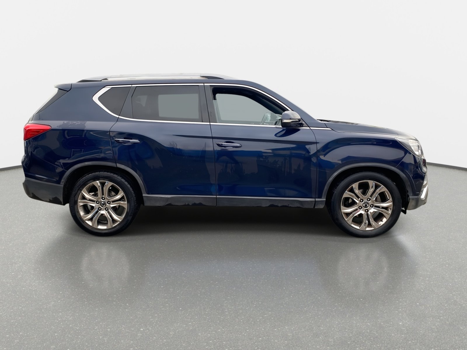 SsangYong Rexton 2.2t Limited Plus Diesel 4x4 9ab 8at 5p 2021 - Imagen 8 de 8