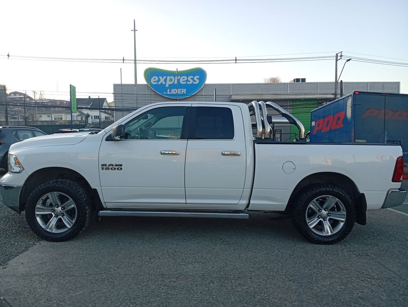 RAM 1500 3.6 Slt 4x4 Quad Cab Dob. Cab. At 4p 2019 - Foto 4 de 8