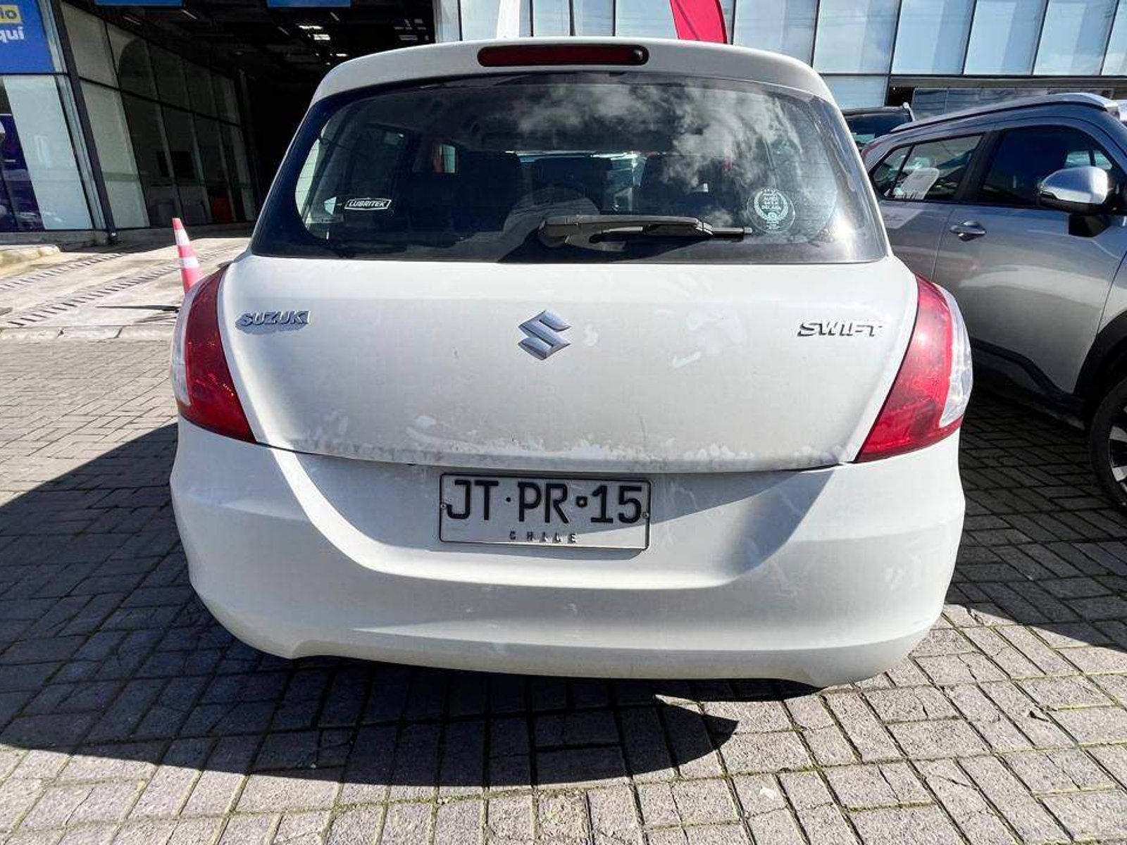 Suzuki Swift 1.2 Glx 4x2 Hb Ac At 5p 2017 - Foto 5 de 5