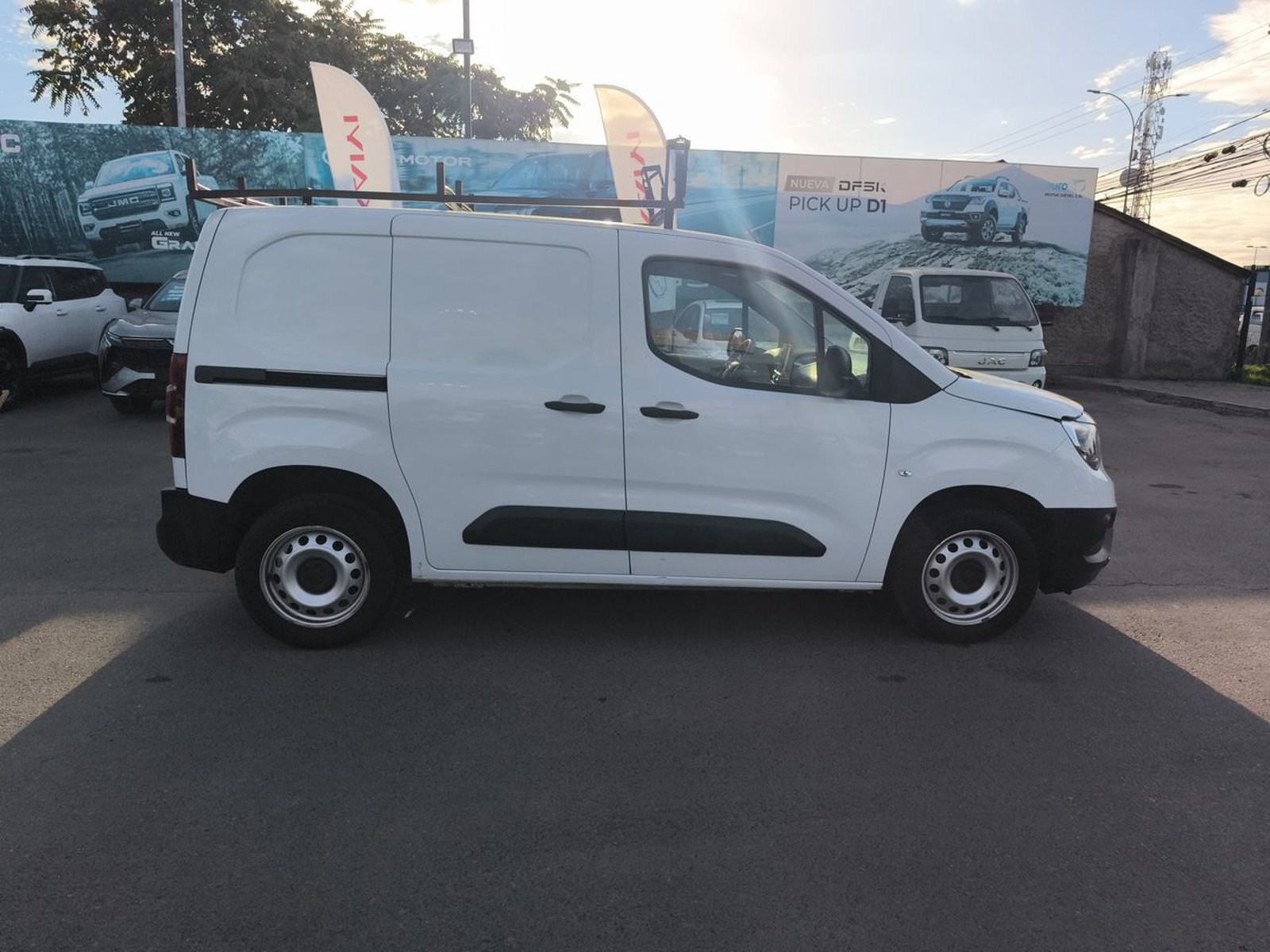 Opel Combo 1.5t Mca Diesel 4x2 Mt 5p 2025 - Imagen 8 de 8