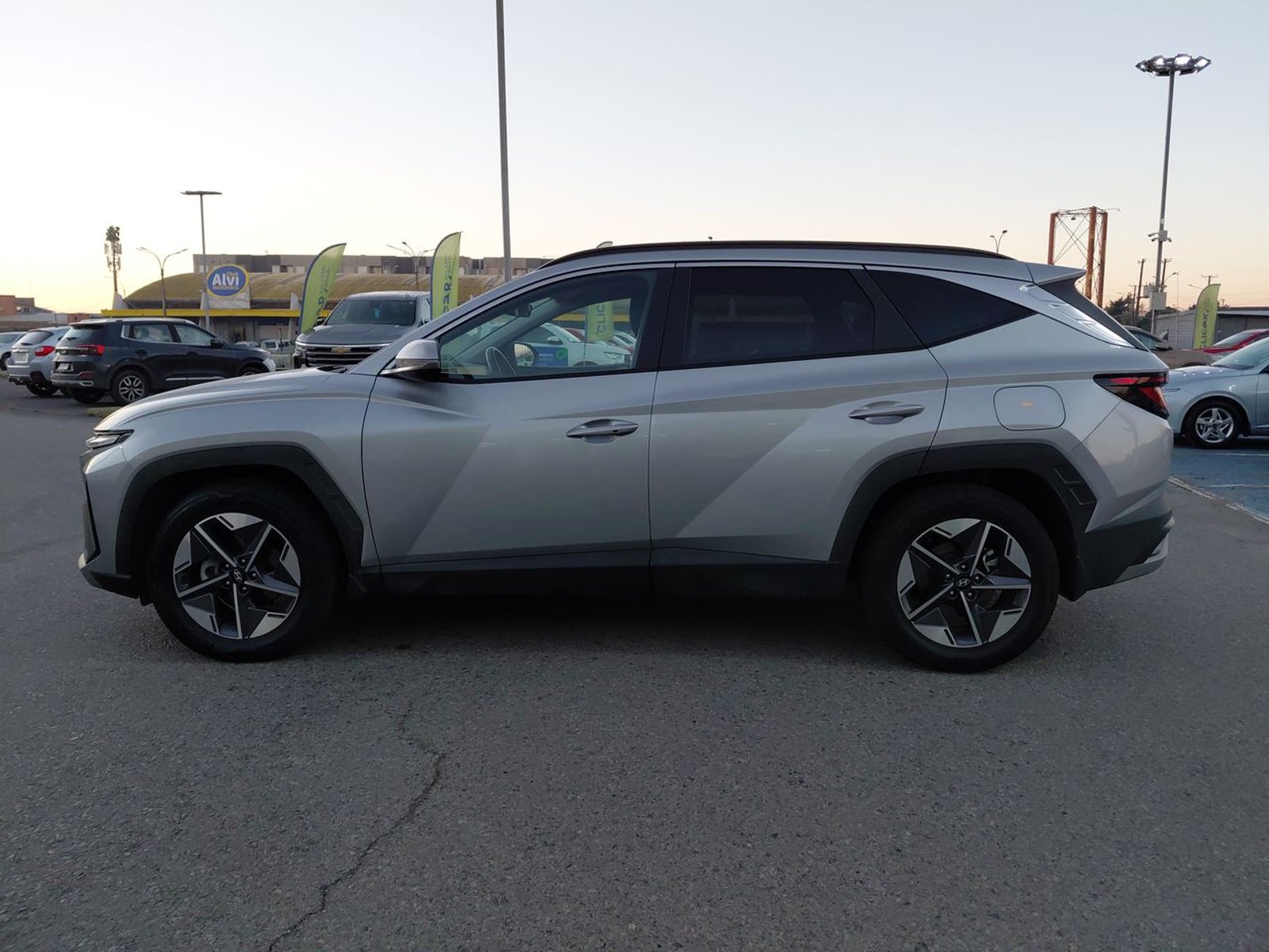 Hyundai Tucson 2.0 Nx4 Plus Fl Diesel 2wd At 5p 2025 - Foto 4 de 8