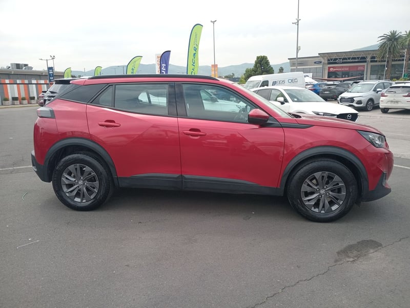 Peugeot 2008 1.2 Active Puretech 4x2 130 Mt 5p 2021 - Imagen 8 de 8