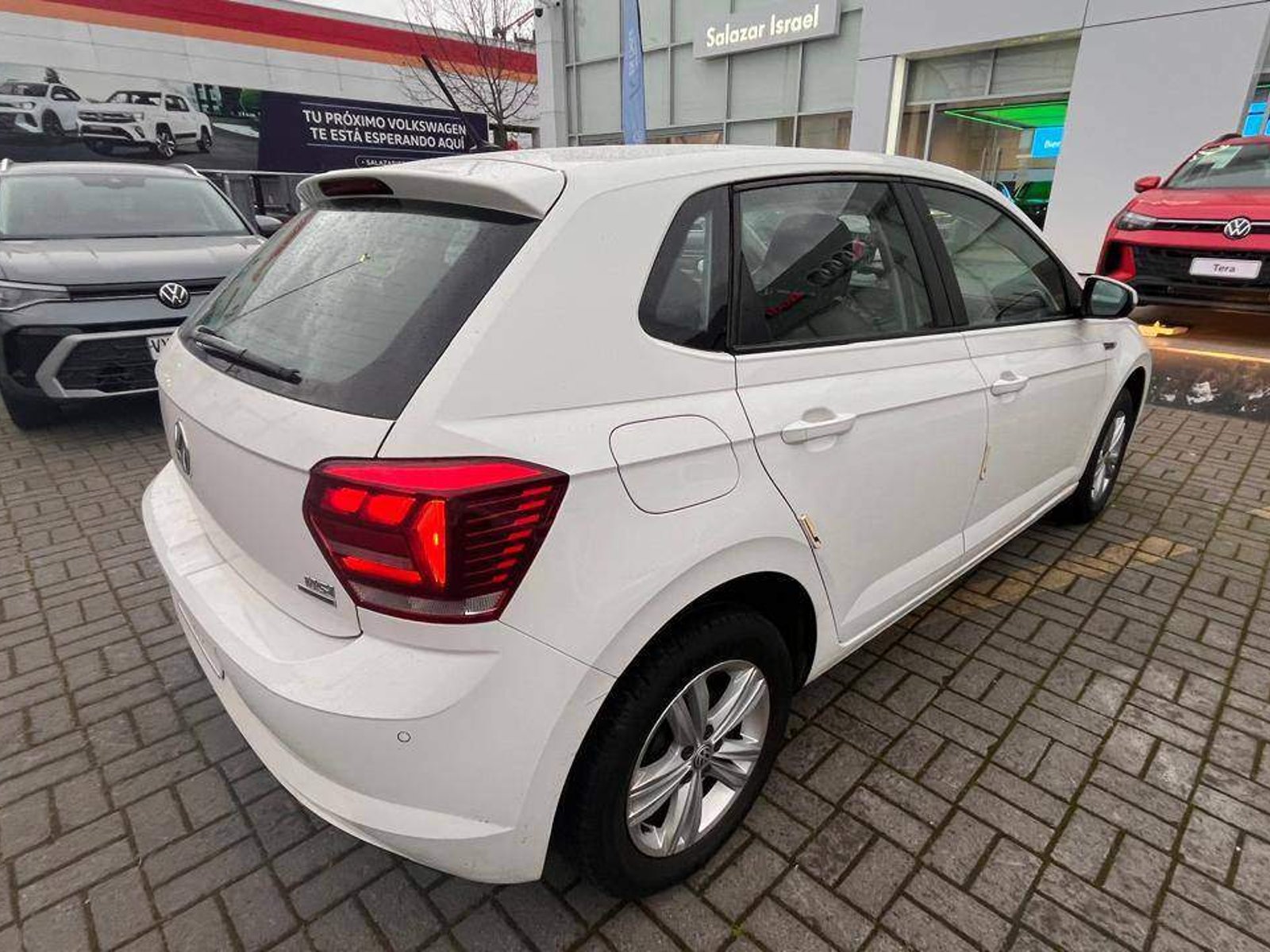 Volkswagen Polo 1.6 Comfortline 4x2 At6 5p 2020 - Foto 4 de 5