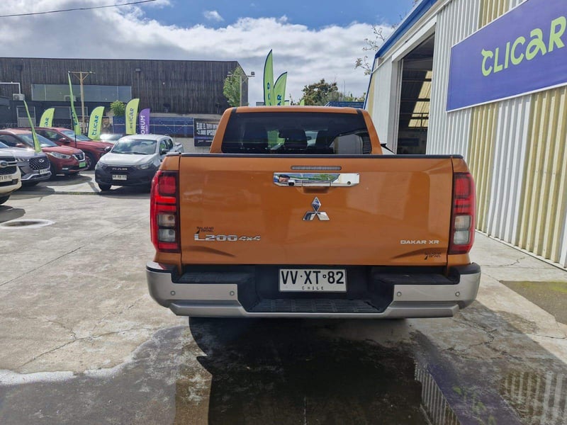 Mitsubishi L200 2.4 Dakar Xr Diesel 4x4 Dob. Cab. Euro6 At 4p 2026 - Imagen 5 de 5