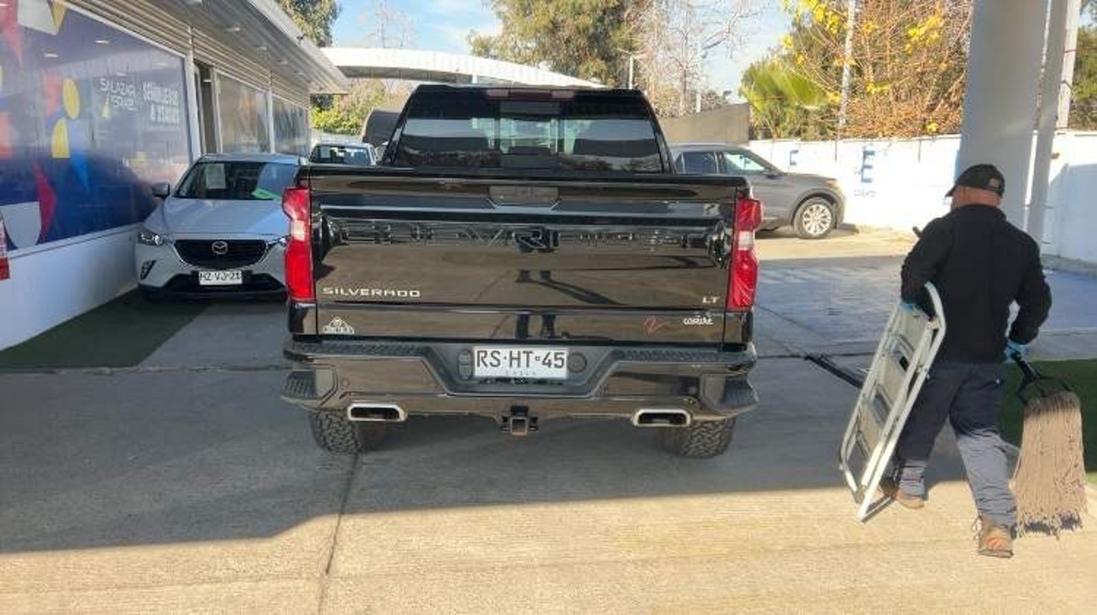 Chevrolet Silverado 5.3 Lt Trailboss Z71 4x4 At 4p 2022 - Foto 5 de 8