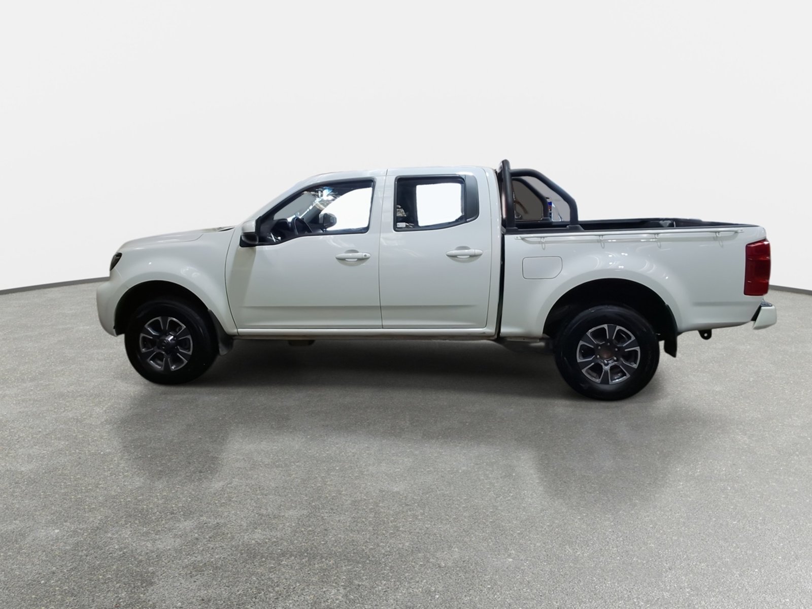 Great Wall Wingle7 2.4 Elite Plus 4x4 Dob. Cab. Mt 4p 2025 - Foto 4 de 8