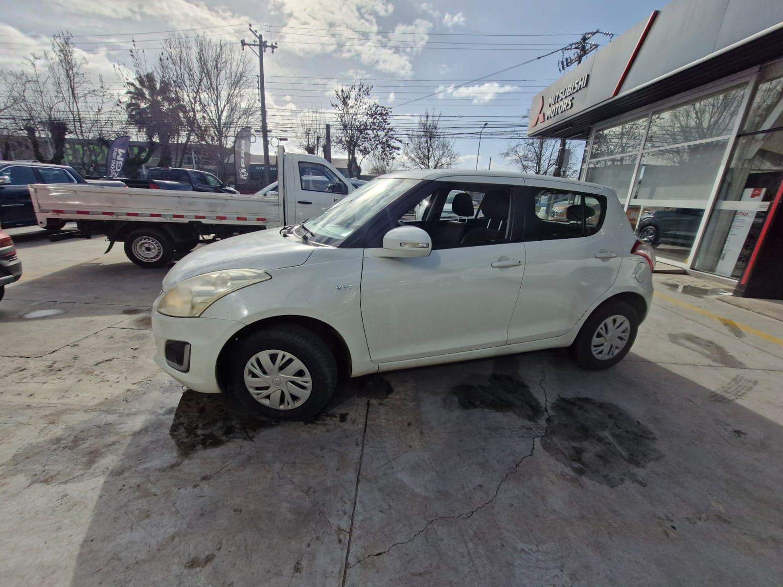 Suzuki Swift 1.2 Gl 4x2 Hb Ac Mt 5p 2017 - Imagen 8 de 8