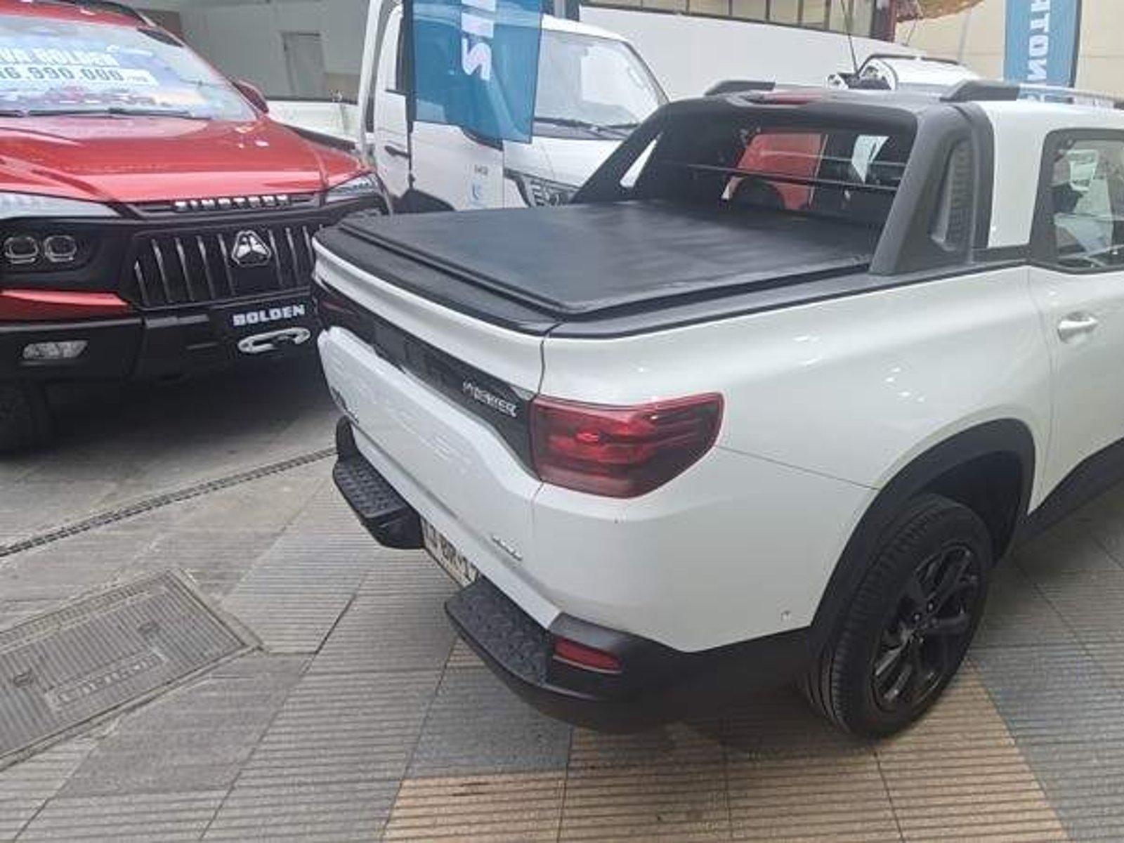 Chevrolet Montana 1.2t Premier S 4x2 Mt 4p 2024 - Foto 4 de 5