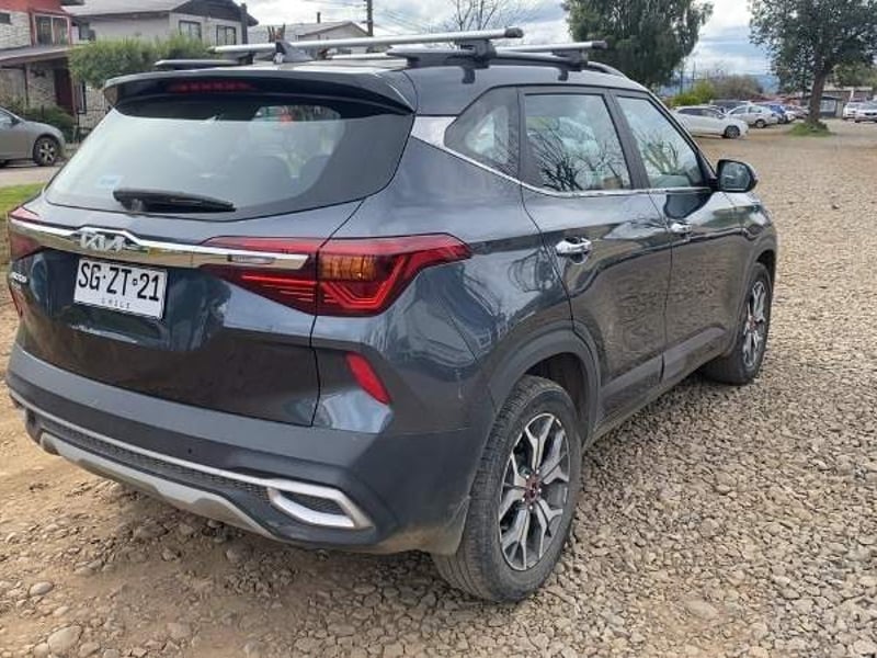 Kia Seltos 1.6 Ex Full 4x2 6mt 5p 2023 - Imagen 4 de 5