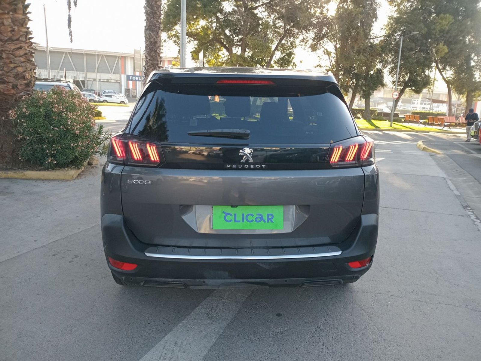 Peugeot 5008 1.5 Allure Pack Bluehdi 130 4x2 Eat8 5p 2024 - Imagen 6 de 8