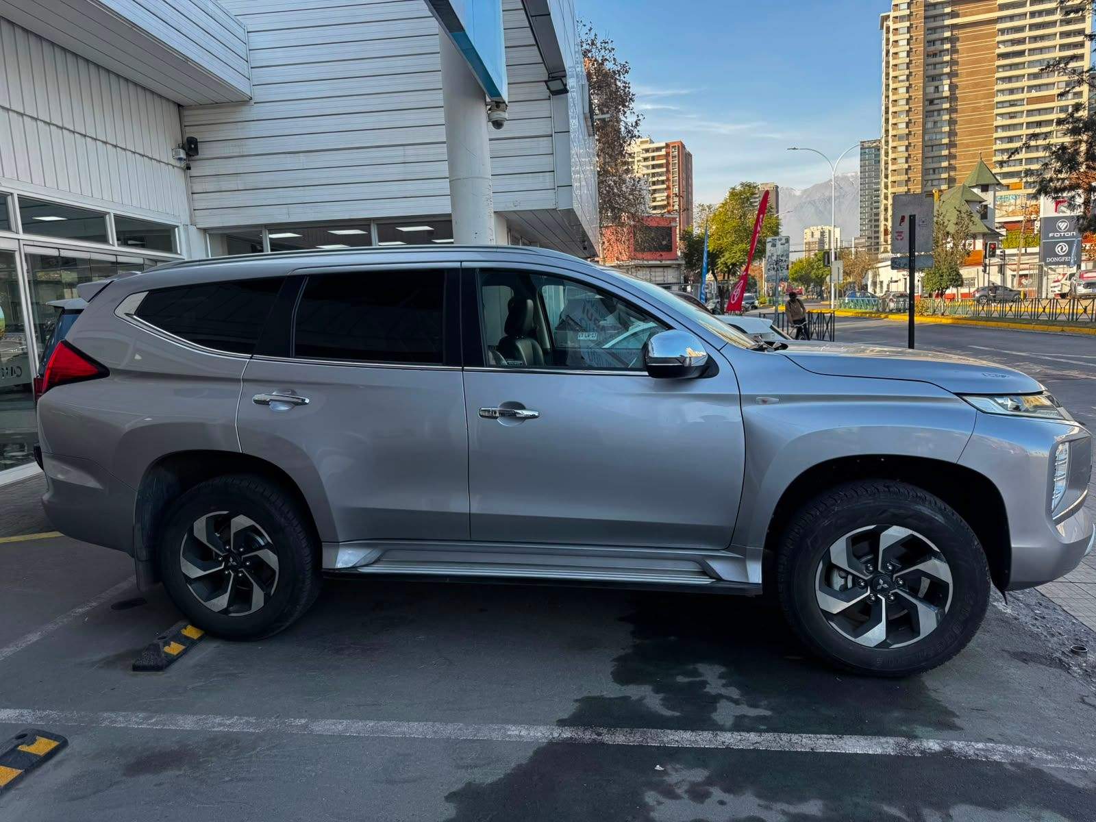 Mitsubishi Montero Sport 3.0 4x2 At 5p 2025 - Foto 3 de 8