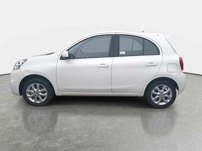 Nissan March 1.6 Sport Sense 4x2 Mt 5p 2021 - Imagen 4 de 8