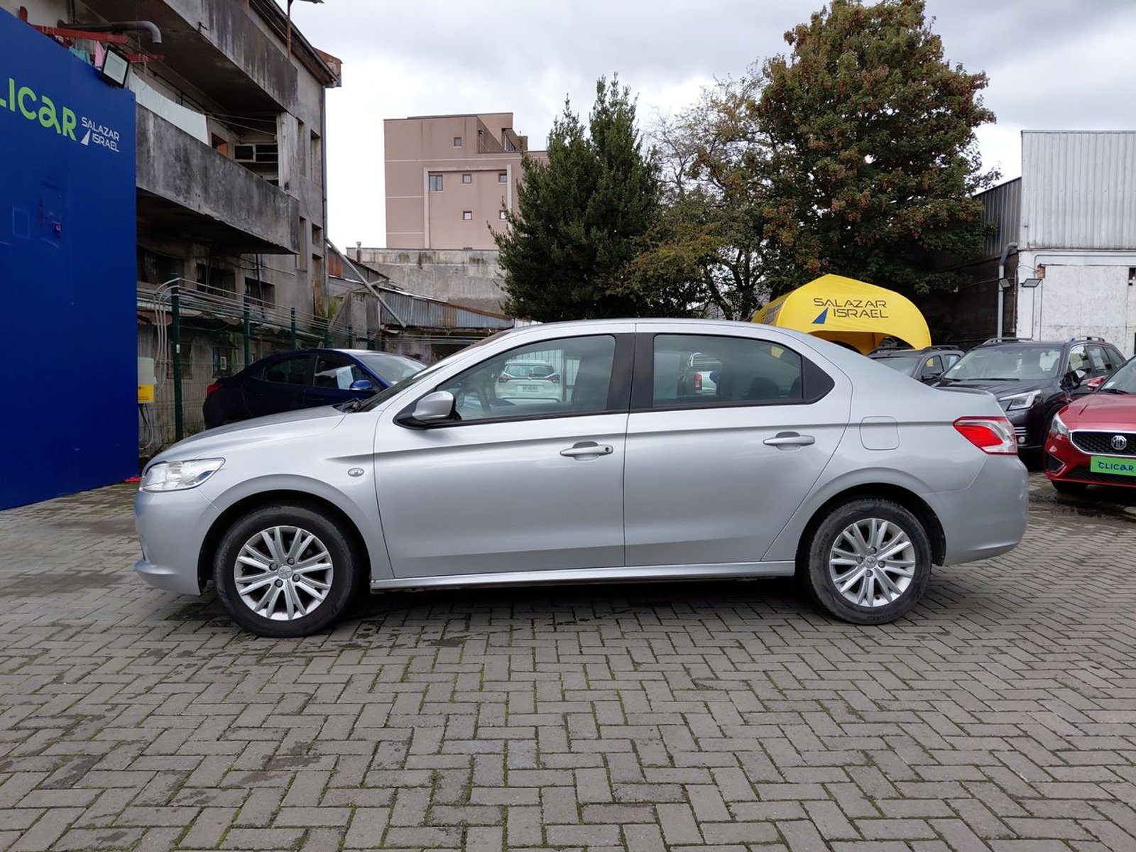 Peugeot 301 1.6 Active Pack Vti 4x2 115hp Eat6 At 4p 2017 - Foto 4 de 8