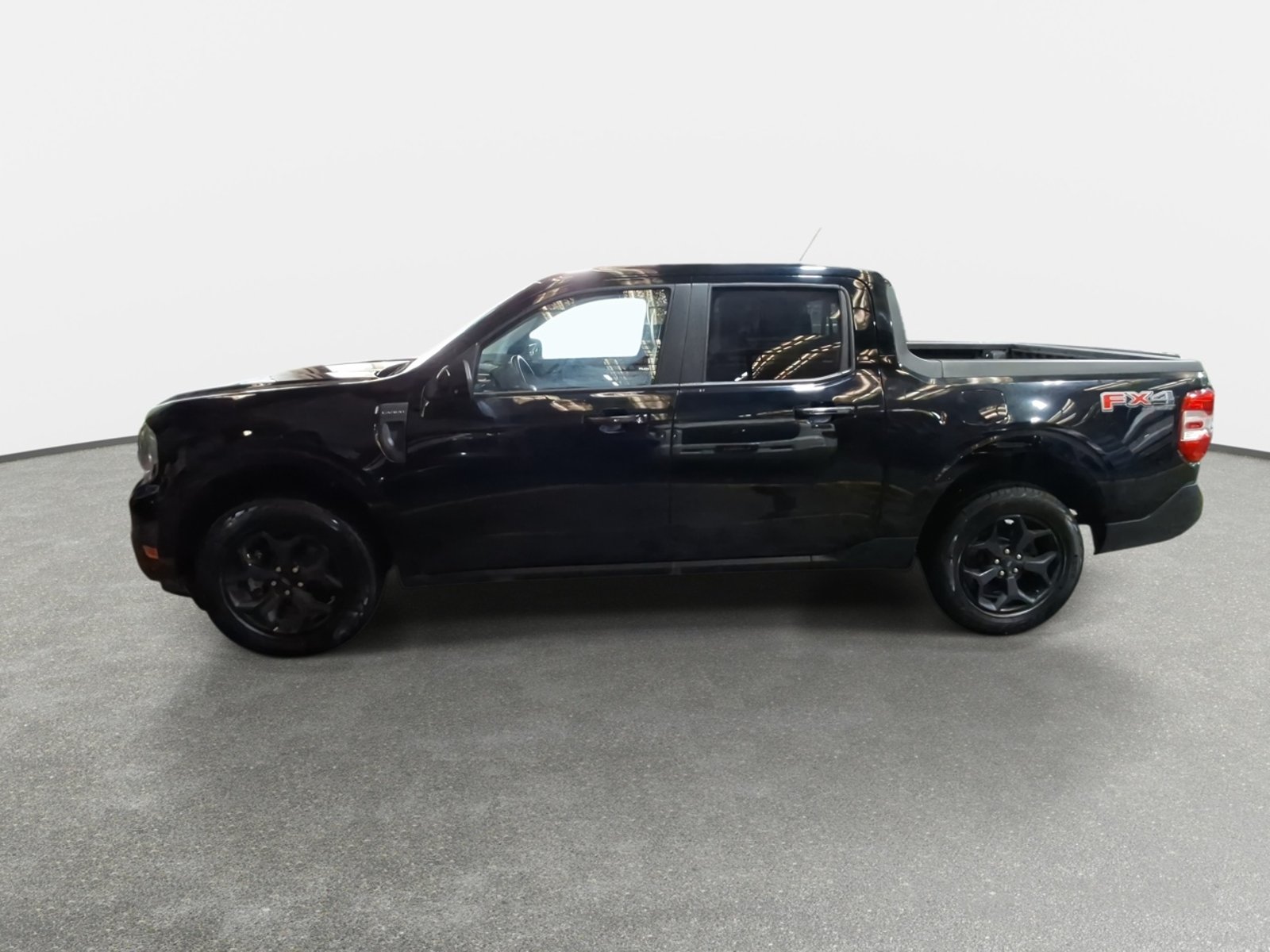 Ford Maverick 2.0 Lariat 4x4 At 4p 2025 - Foto 4 de 8