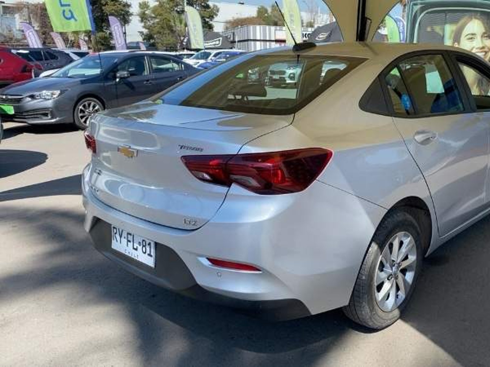 Chevrolet Onix 1.0t Ltz 4x2 Mt5 4p 2022 - Foto 4 de 5