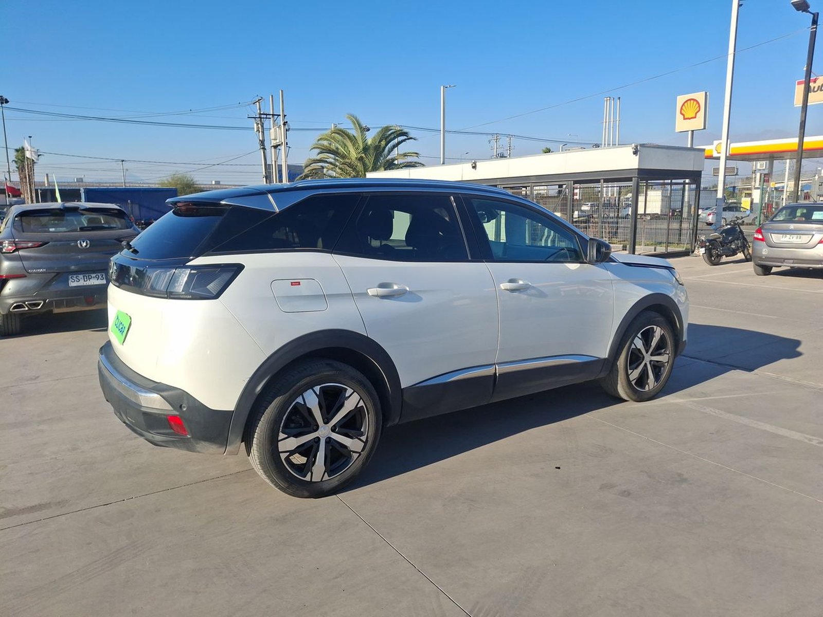 Peugeot 3008 1.5 Allure Pack Bluehdi 130 4x2 Eat8 5p 2024 - Imagen 7 de 8