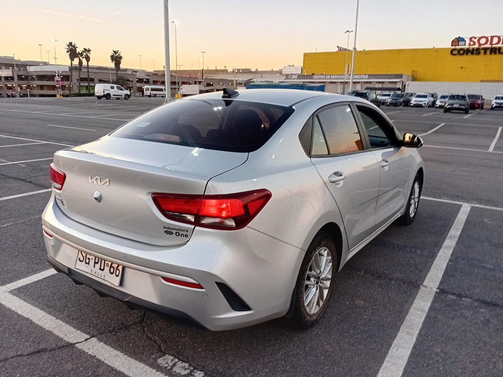 Kia Rio4 1.4 Lx 4x2 Ac Dab 6mt 4p 2023 - Foto 4 de 5