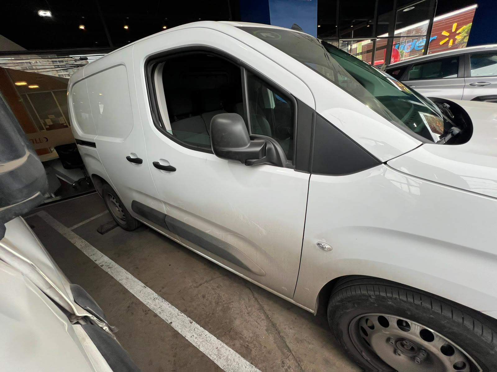 Citroën Berlingo 1.5 Hdi M Diesel 100 4x2 Furgon Euro 6 Bvm Mt 5p 2026 - Foto 2 de 4