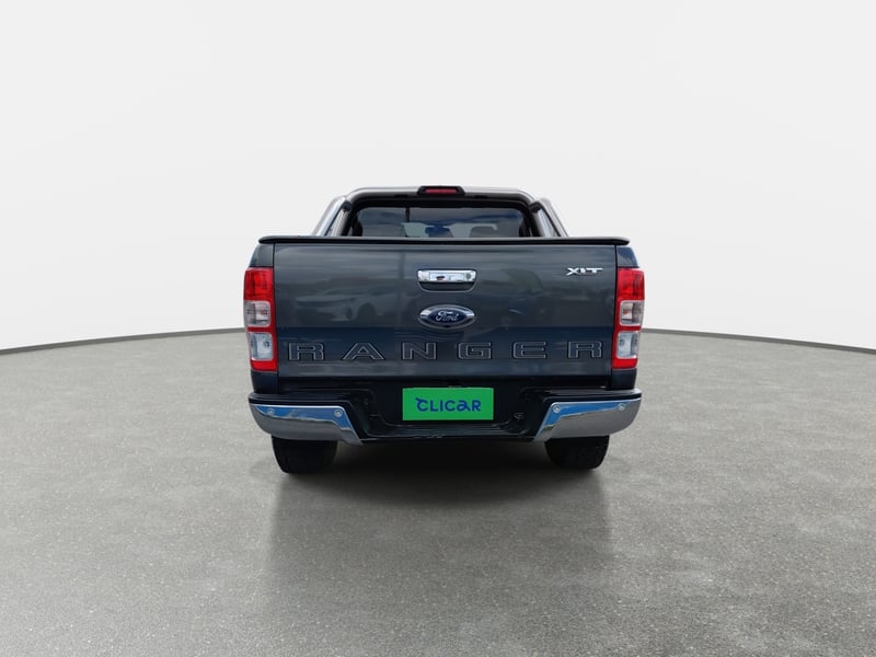 Ford Ranger 2.5 Xlt Euro 6 4x2 Dob. Cab. Mt 4p 2023 - Imagen 6 de 8