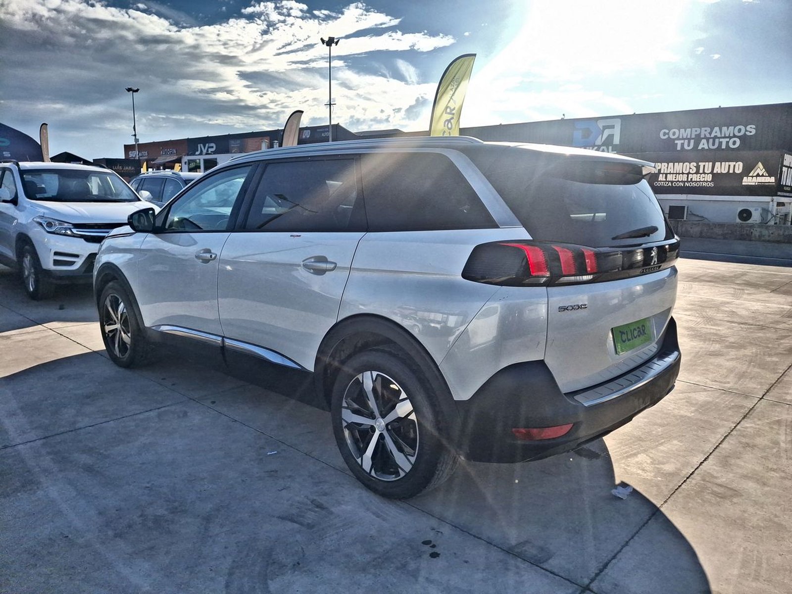 Peugeot 5008 1.5 Allure Pack Bluehdi 130 4x2 Eat8 5p 2023 - Foto 5 de 8