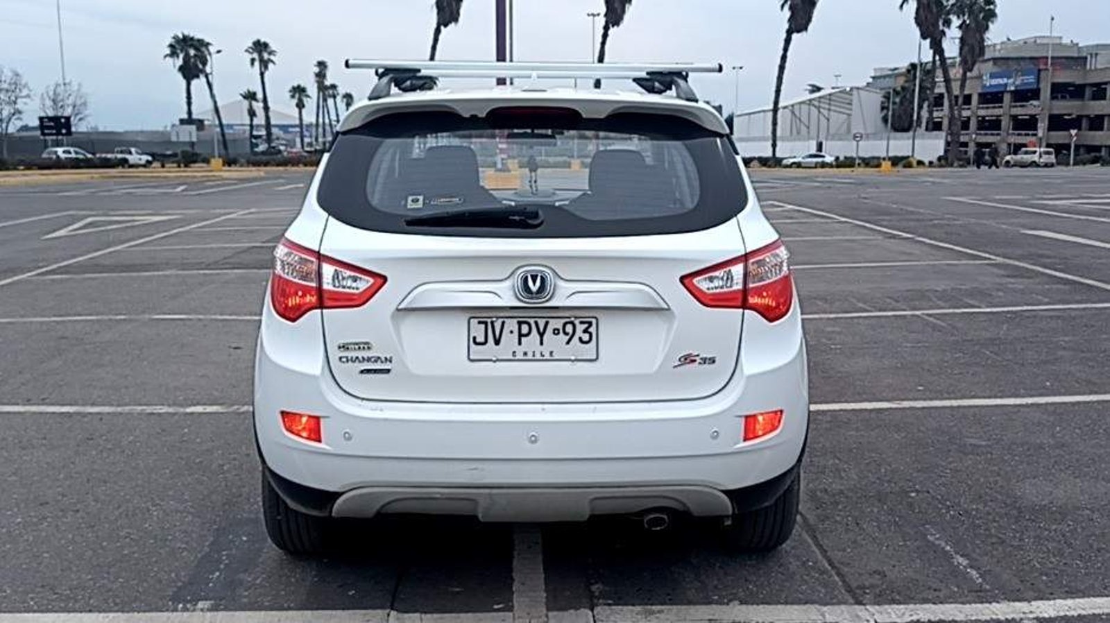 Changan Cs35 1.6 Confort Nav 4x2 Mt 5p 2017 - Imagen 5 de 5