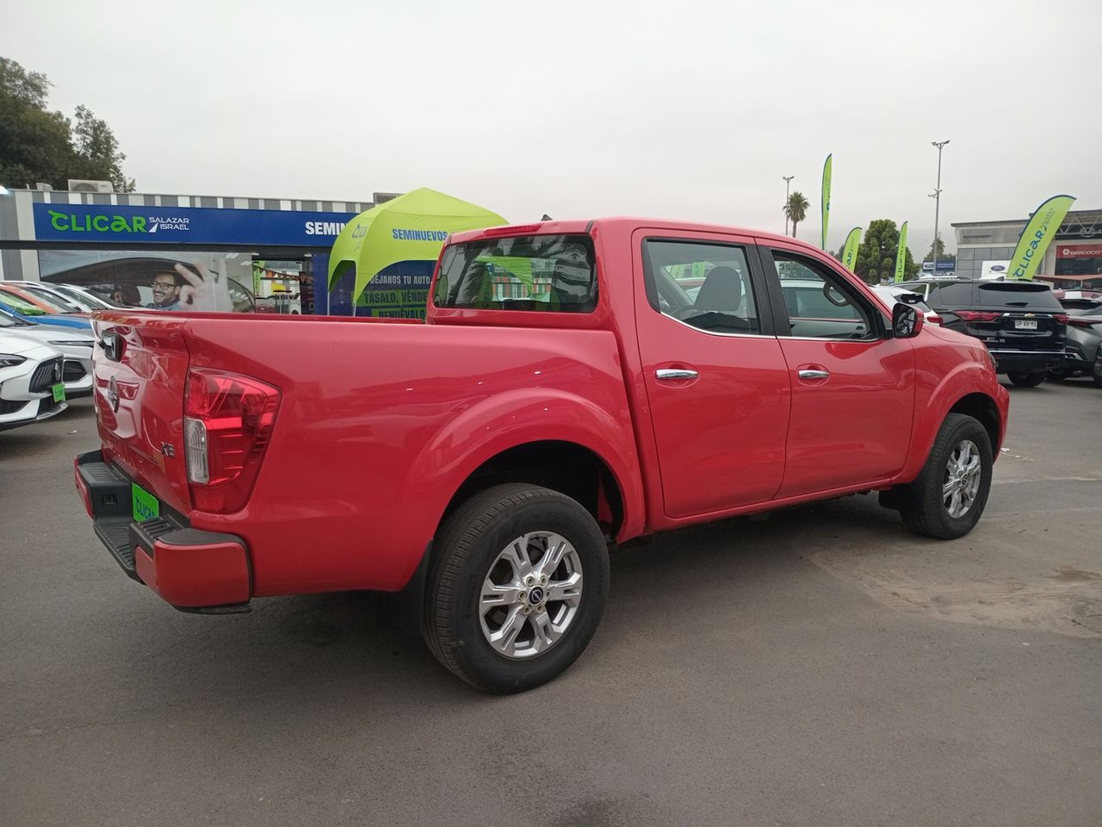 Nissan Navara 2.3d Xe Diesel 4x2 Dob.cab. Mt 4p 2024 - Imagen 7 de 8