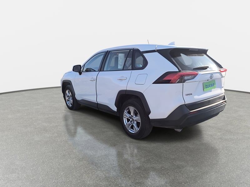 Toyota Rav 4 2.0 Le 4x2 Mt 5p 2021 - Imagen 5 de 8